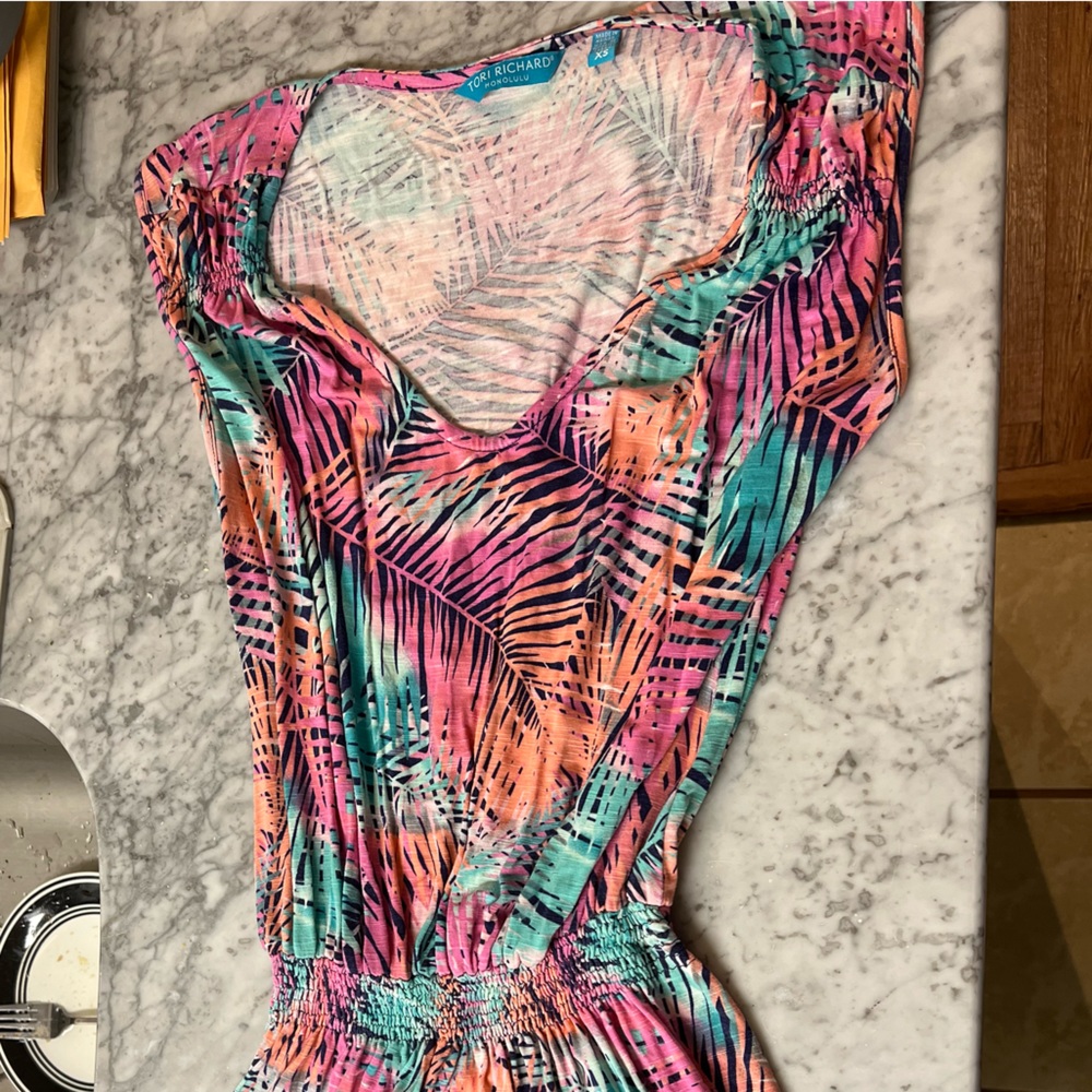 Dress - Picture 2 of 4